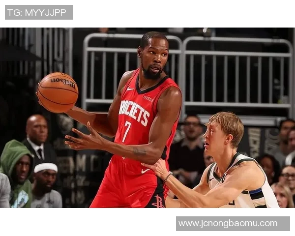 杜兰特31分力压字母哥37+10，休斯顿火箭主场力克密尔沃基雄鹿取NBA常规赛关键胜利